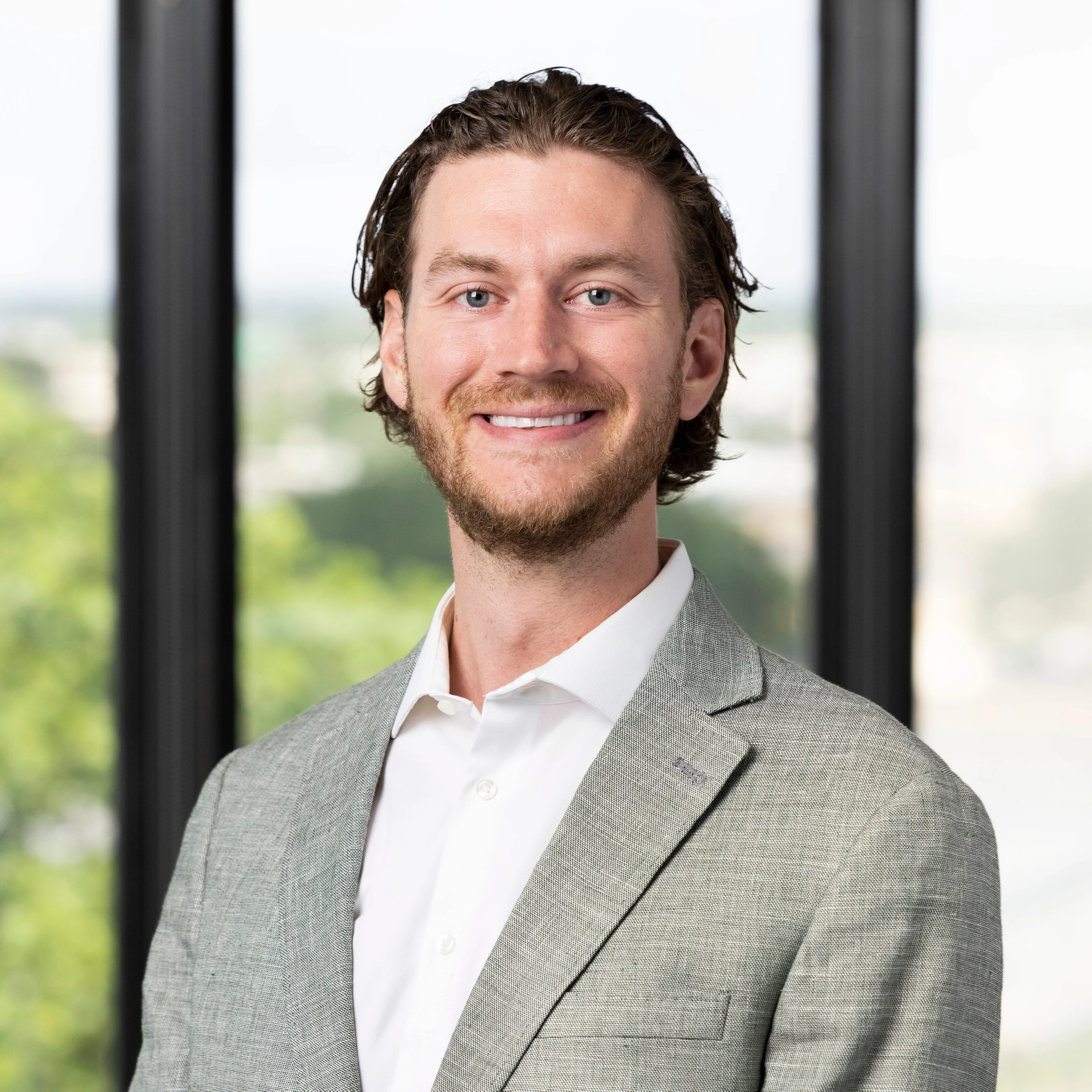 Adam Ruhle Headshot