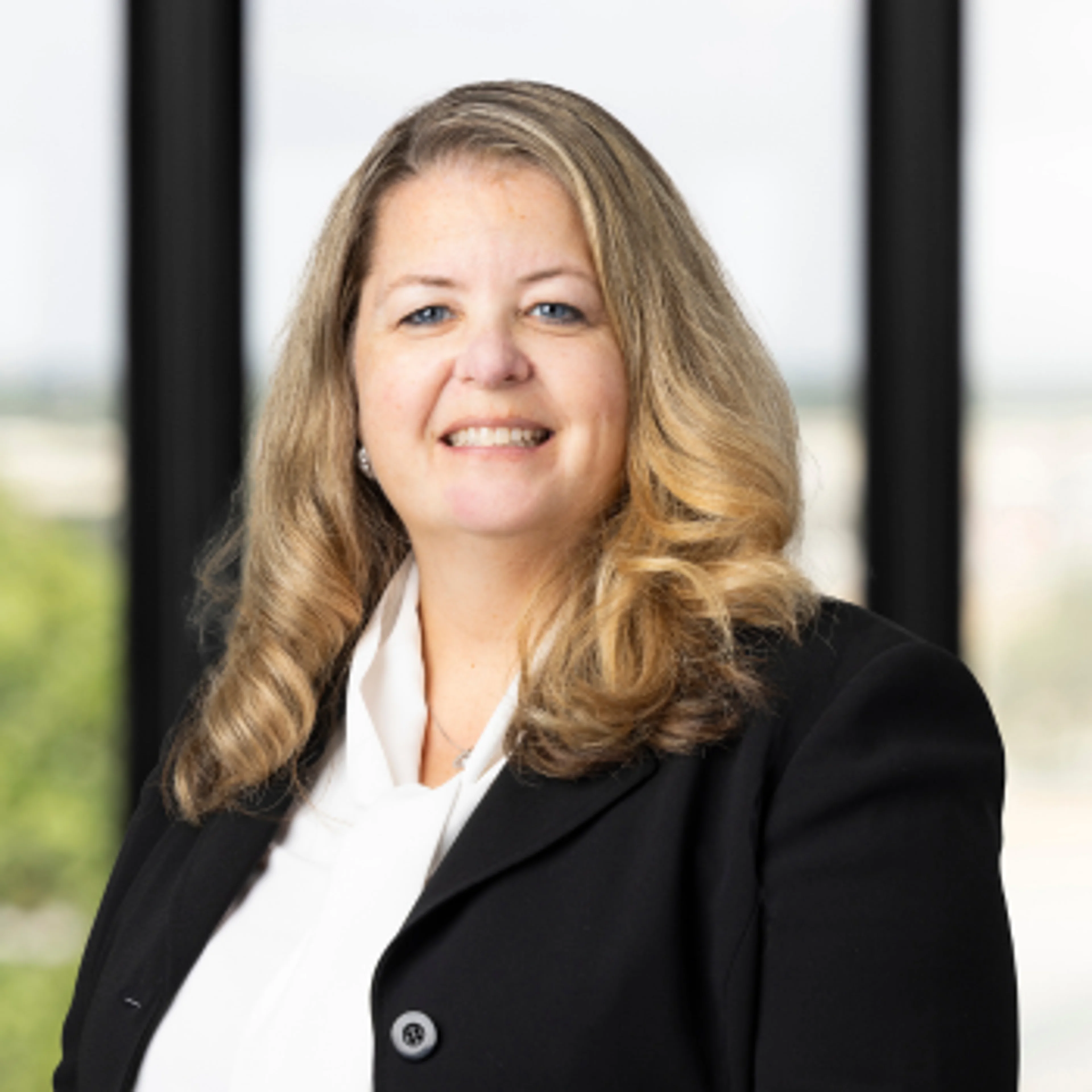 Shanna Rougeau Headshot