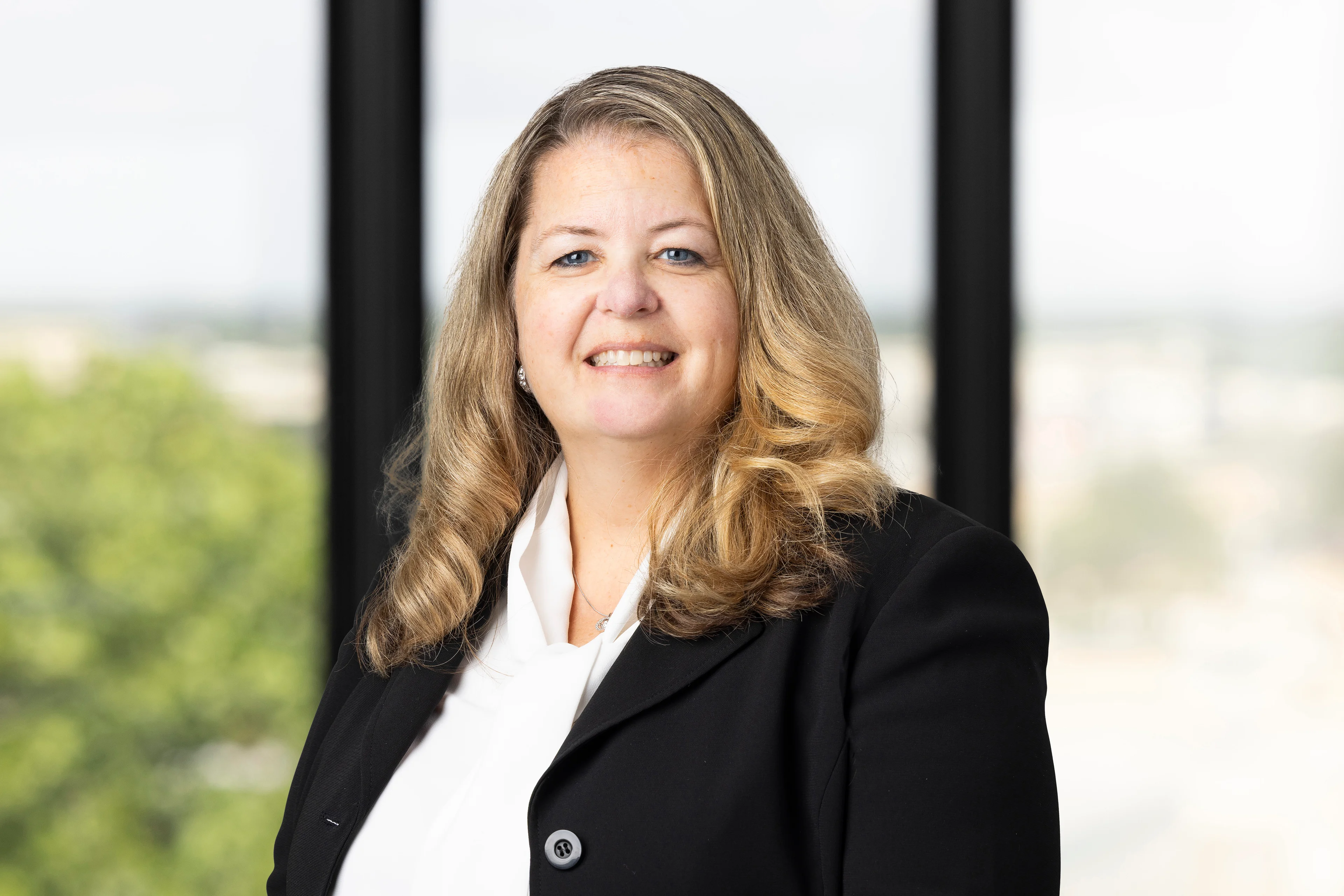 Shanna Rougeau Headshot